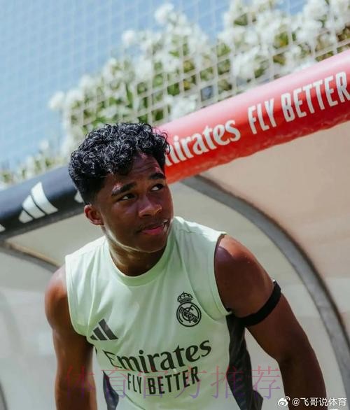 科贝记者:恩德里克与皇马高层讨论今夏离队 科贝记者:恩德里克与皇马高层讨论今夏离队